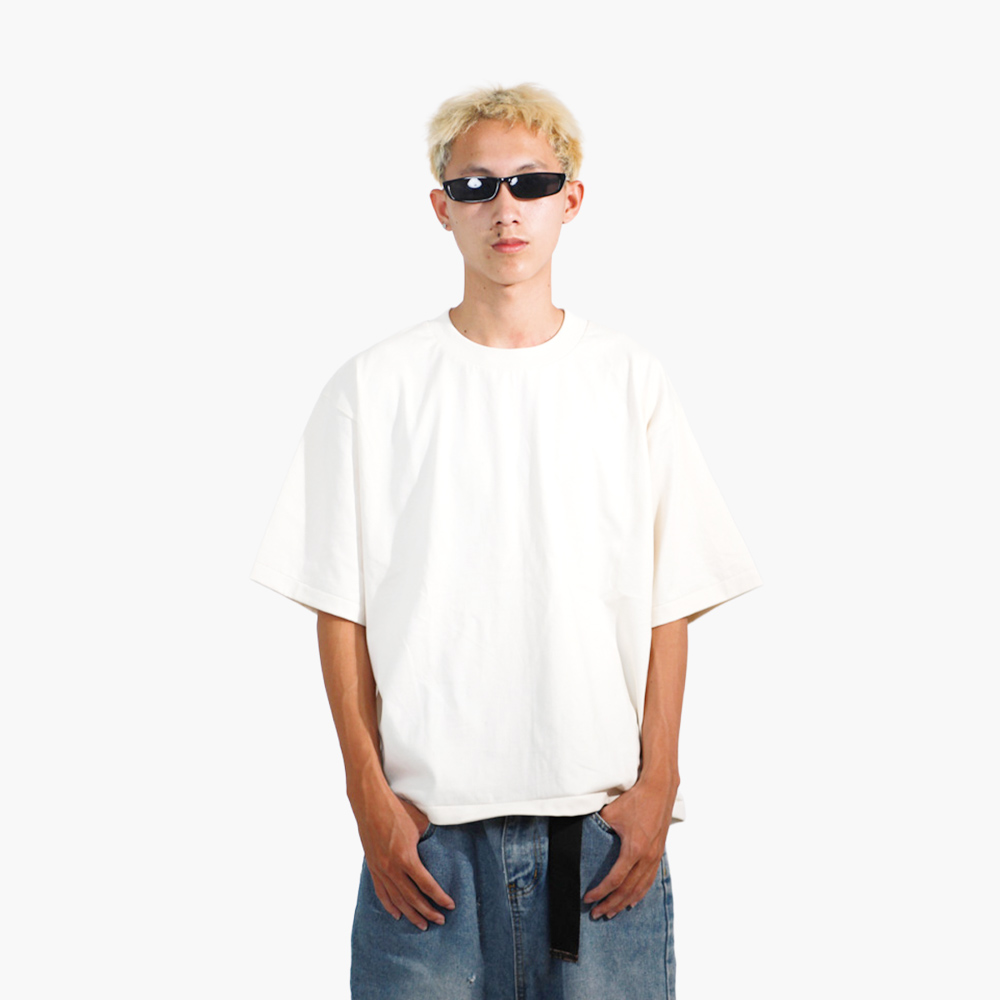 รูปคนใส่เสื้อจริง SAVAGE BOXY ภาพที่ 13