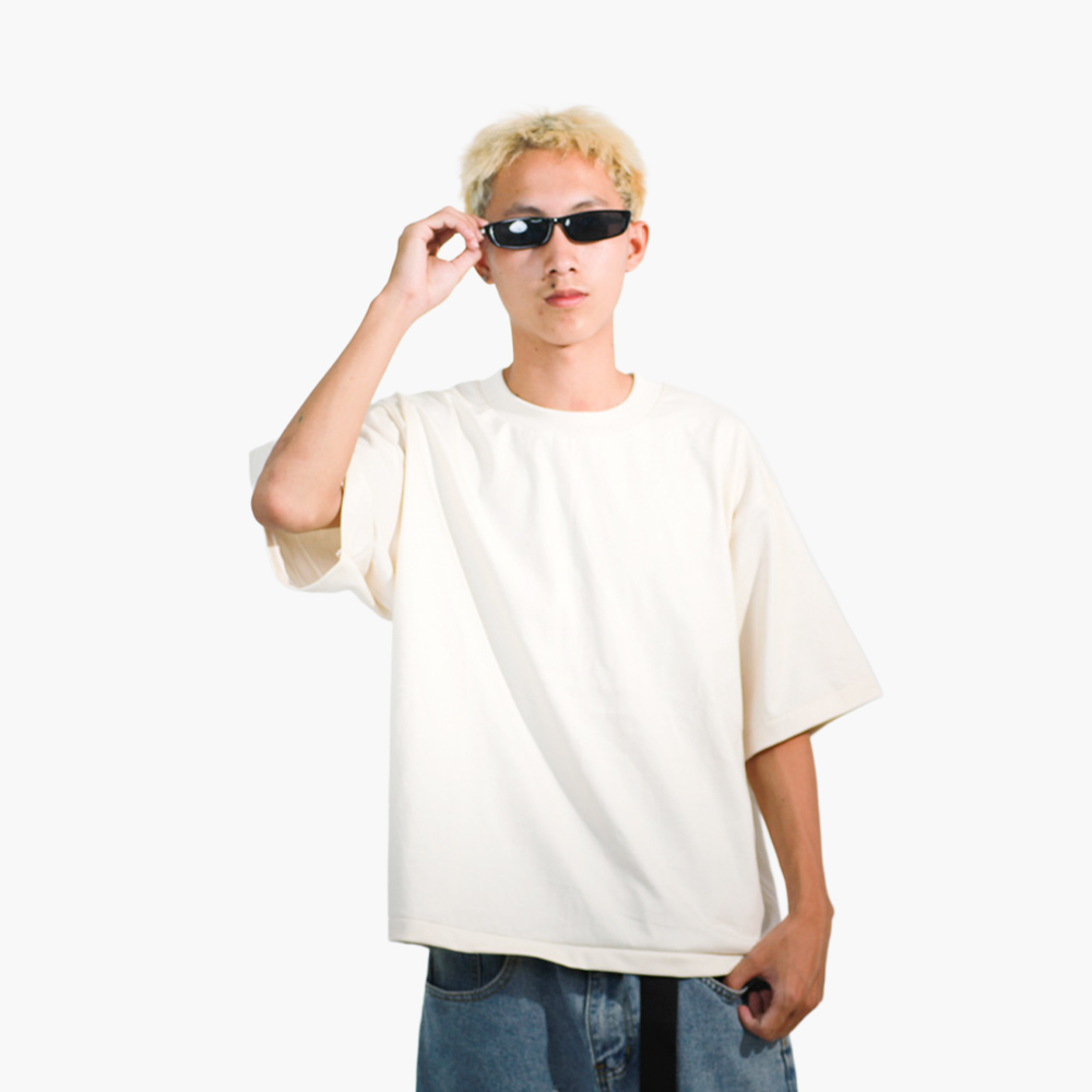 รูปคนใส่เสื้อจริง SAVAGE BOXY ภาพที่ 17