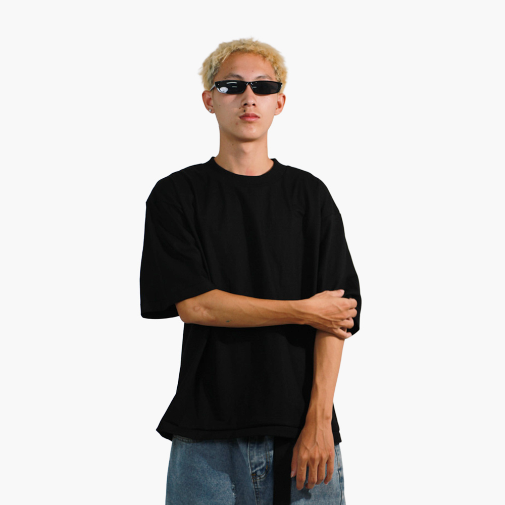 รูปคนใส่เสื้อจริง SAVAGE BOXY ภาพที่ 175