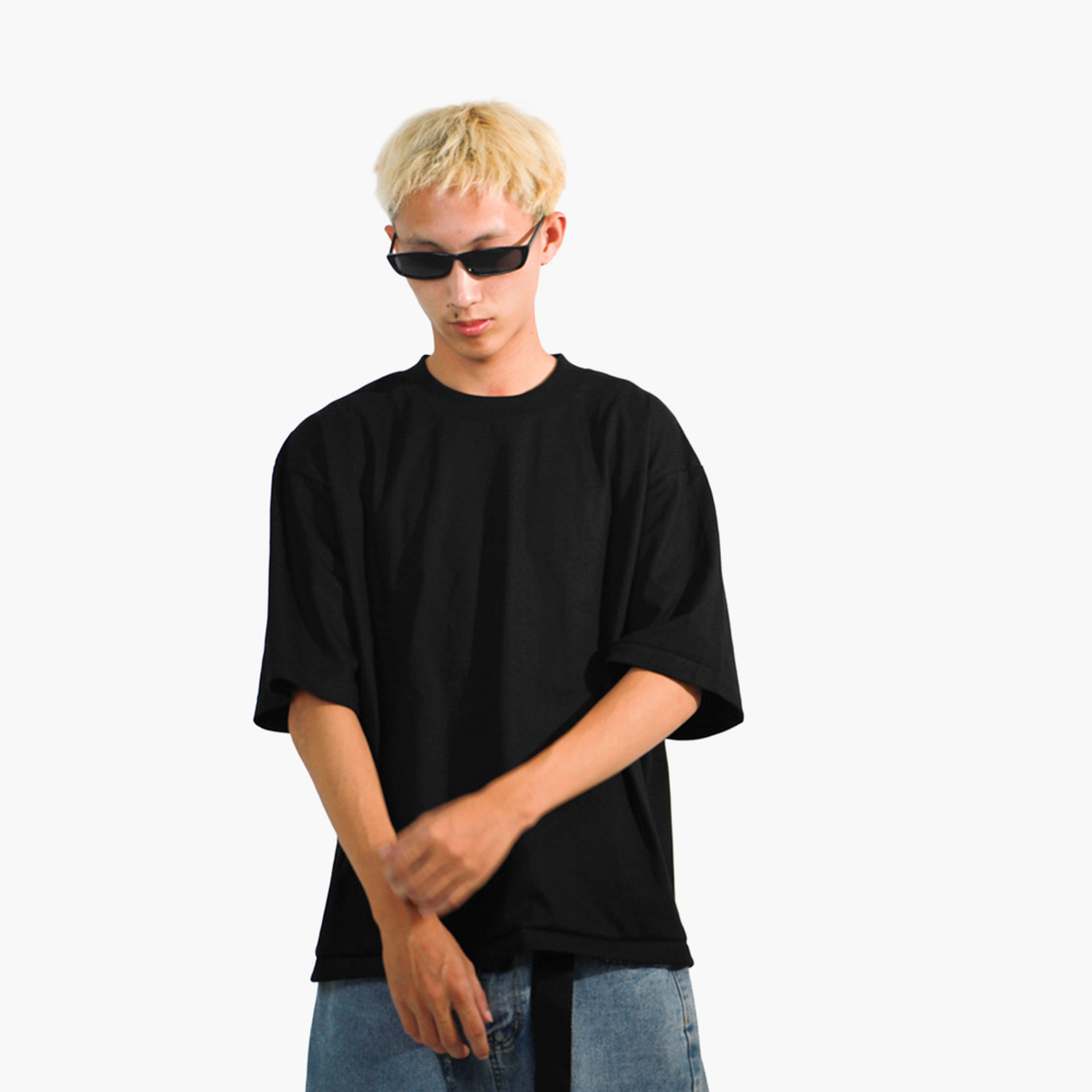 รูปคนใส่เสื้อจริง SAVAGE BOXY ภาพที่ 178