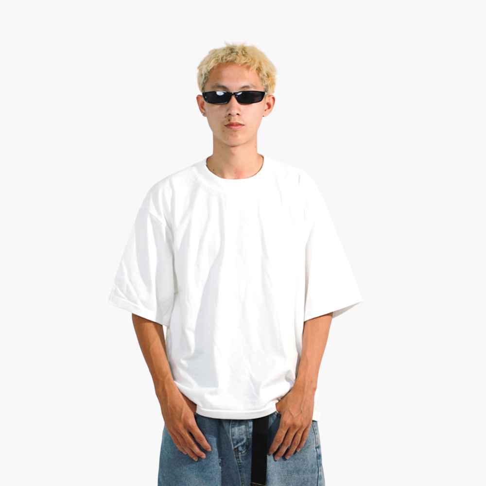 รูปคนใส่เสื้อจริง SAVAGE BOXY ภาพที่ 181