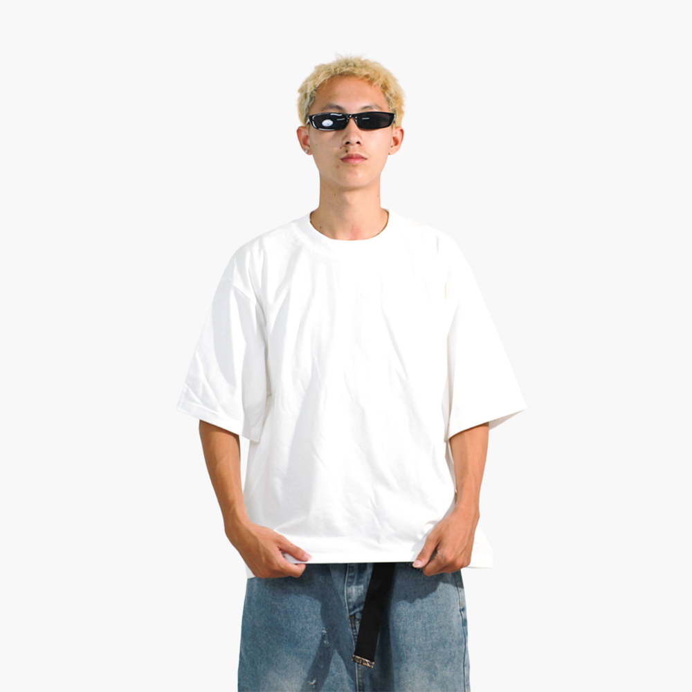 รูปคนใส่เสื้อจริง SAVAGE BOXY ภาพที่ 194
