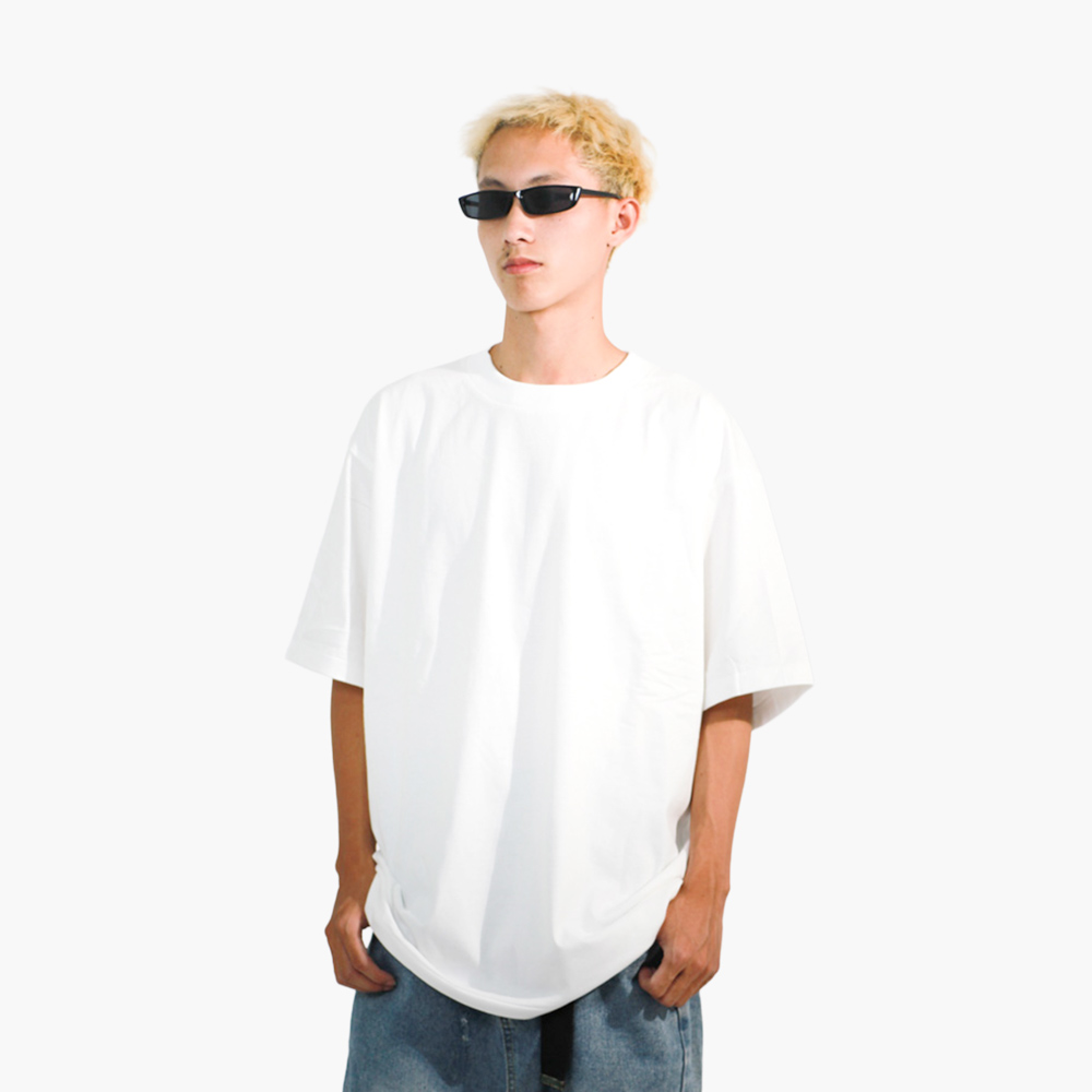 รูปคนใส่เสื้อจริง SAVAGE OVERSIZE ภาพที่ 151