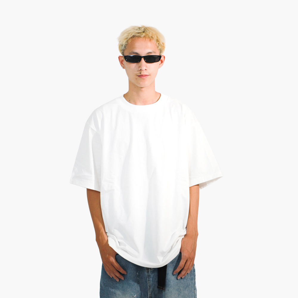 รูปคนใส่เสื้อจริง SAVAGE OVERSIZE ภาพที่ 191