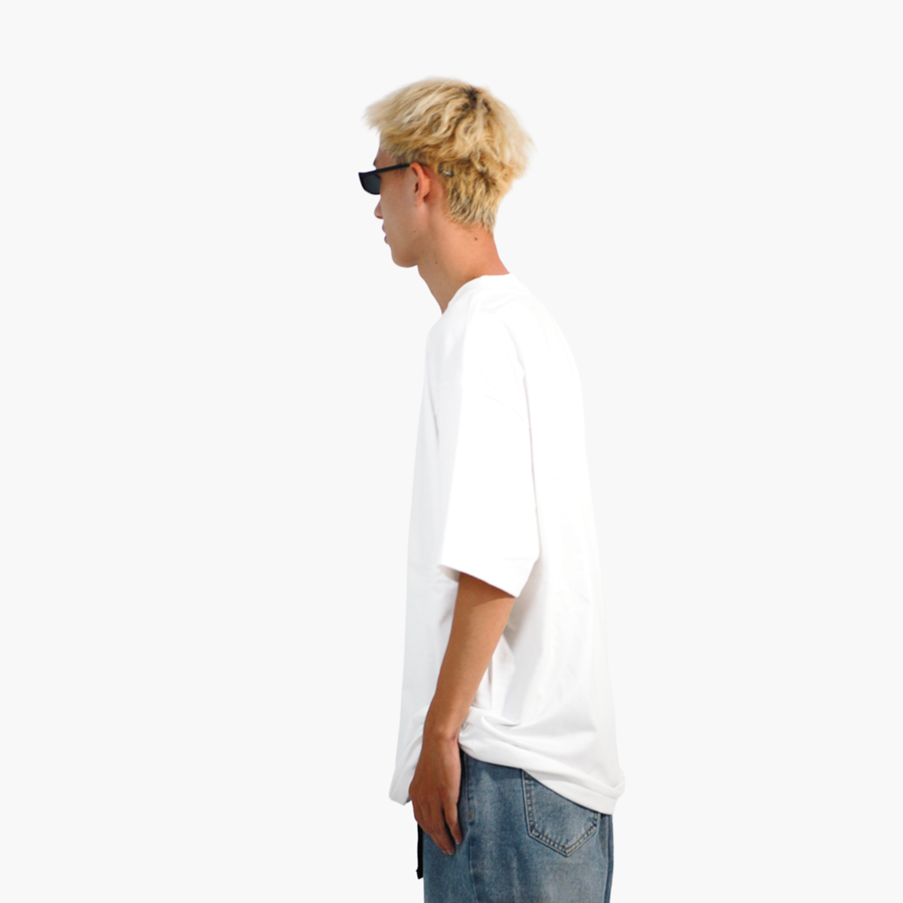 รูปคนใส่เสื้อจริง SAVAGE OVERSIZE ภาพที่ 200