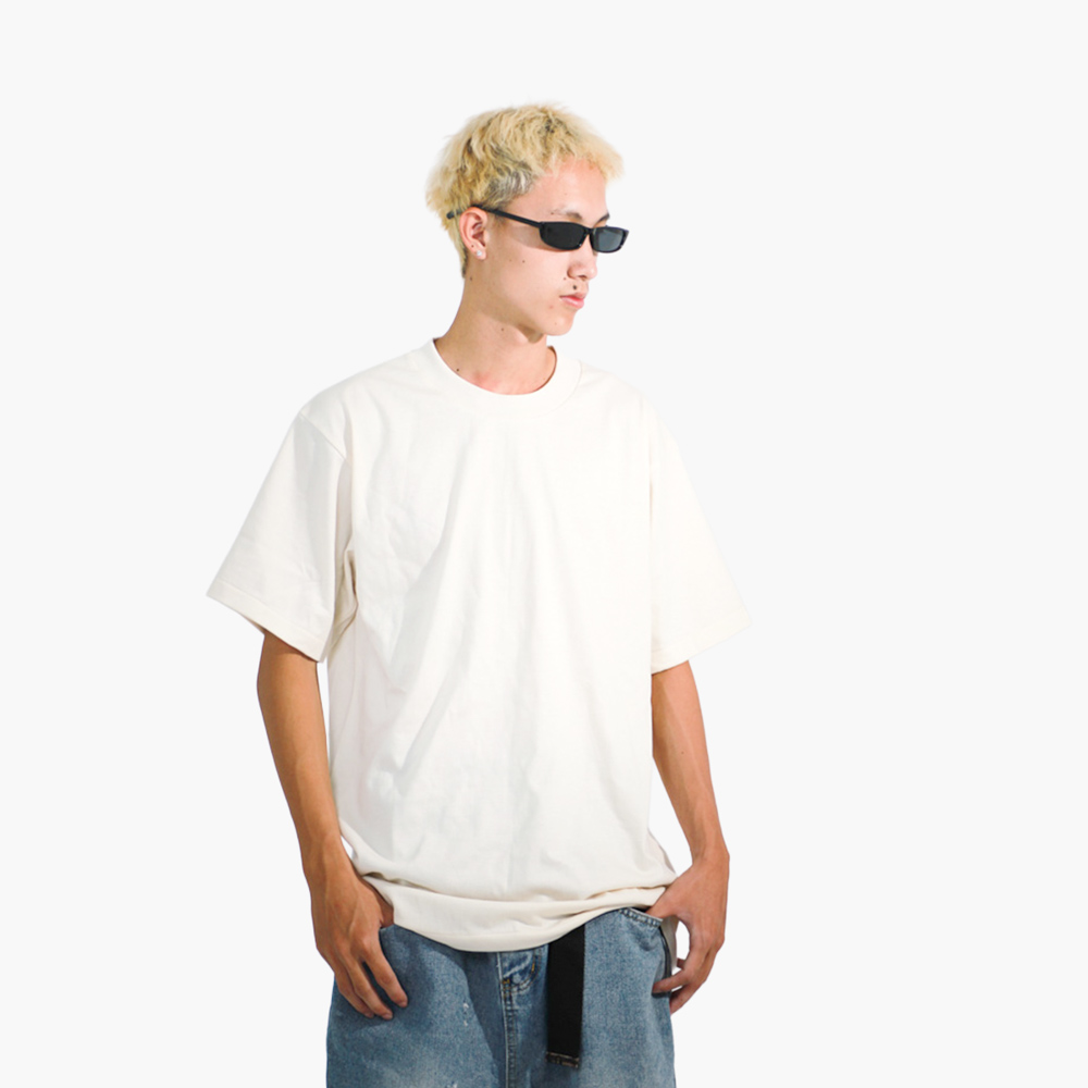รูปคนใส่เสื้อจริง SAVAGE OVERSIZE ภาพที่ 5